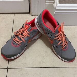 Nike Women's Gray and Coral Sneakers